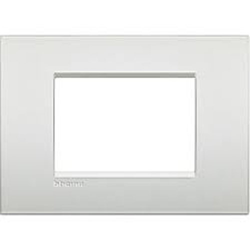 Рамка 3М AIR Pearl white (PR) - bticino Livinglight AIR LNC4803PR