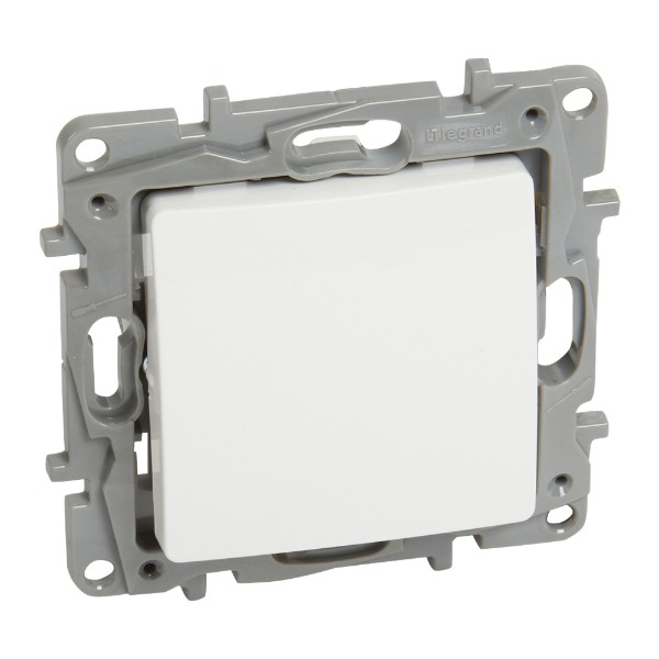 Бутон еднополюсен 6A Бял - Legrand Niloe 764507