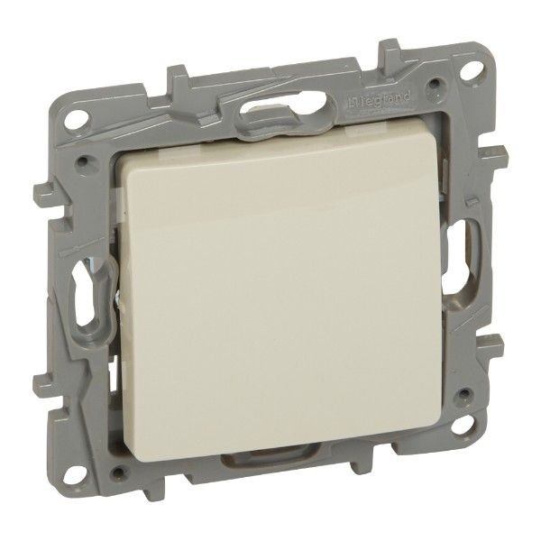 Ключ еднополюсен 10А Крем - Legrand Niloe 764600