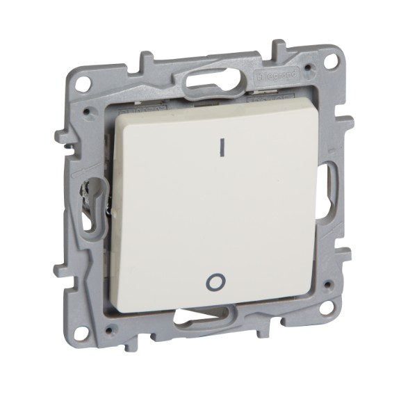 Ключ двуполюсен 16А Крем - Legrand Niloe 764617