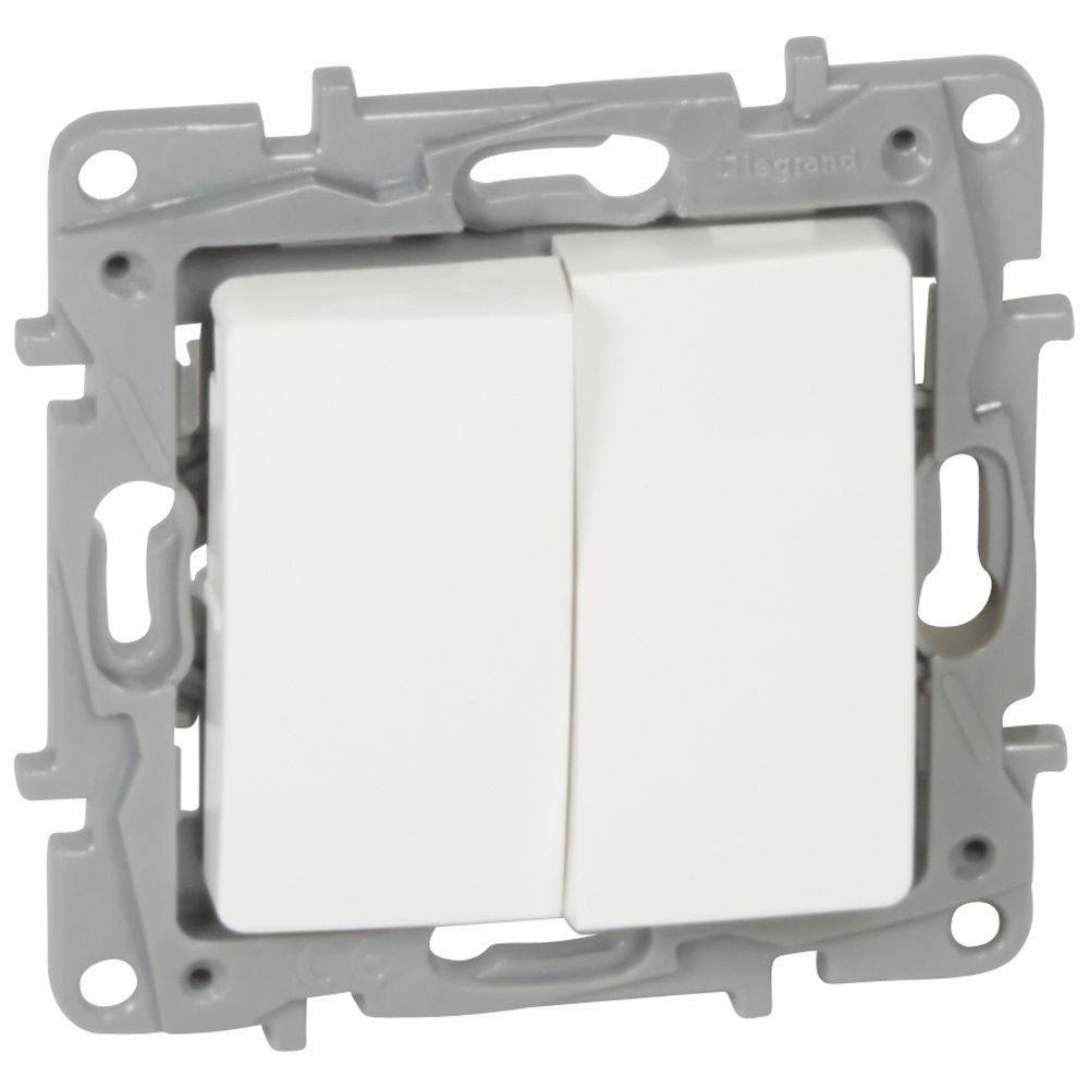 Ключ девиаторен 10A + бутон 6А Бял /до изчерпване/ - Legrand Niloe 664709